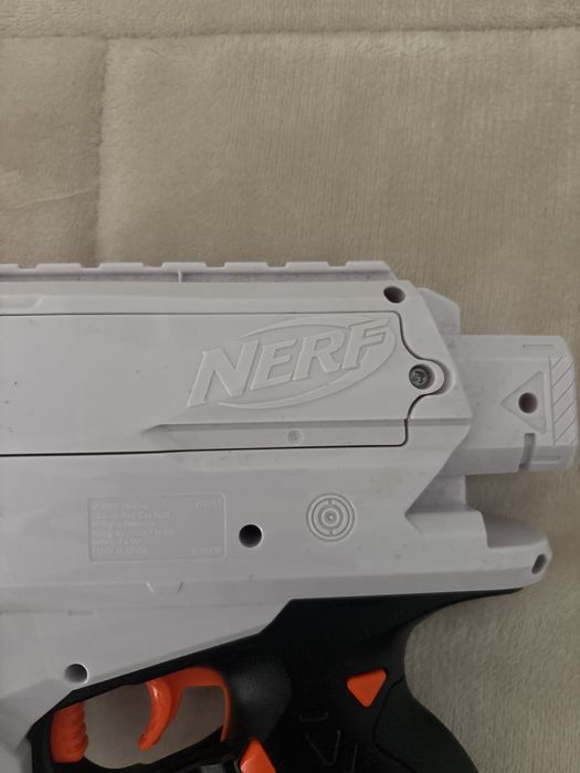 Pistola Nerf Ultra – Branca/Laranja