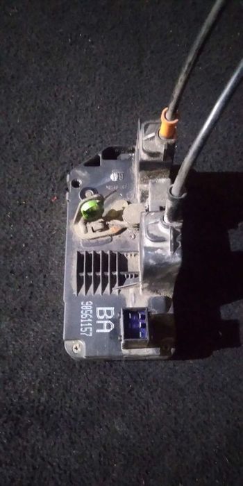 Fecho T.E Opel Astra G Caixa (F70)
