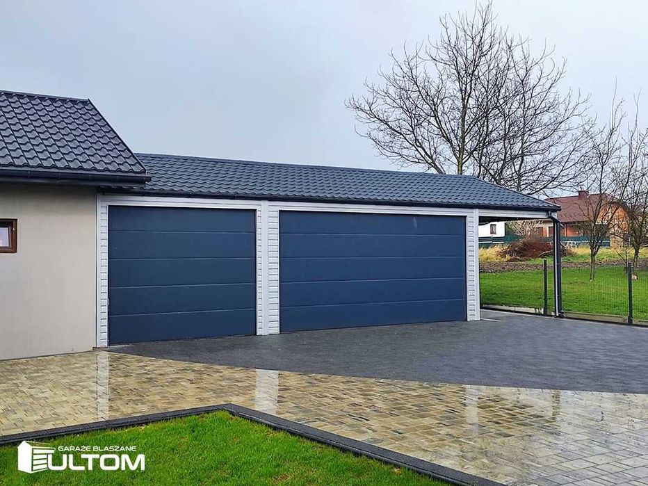 PROMOCJA Garaż blaszany z bramą segmentową dwuspadowy dach 9x7