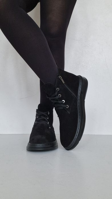 Жіночі черевики великих розмірів