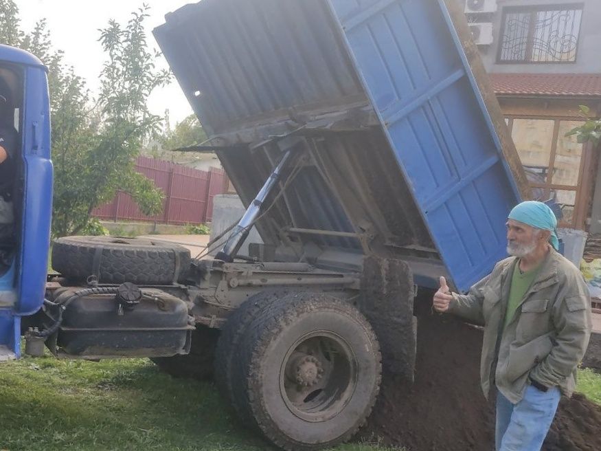 Возим перегной чернозем навоз коровяк чистый без мусора.