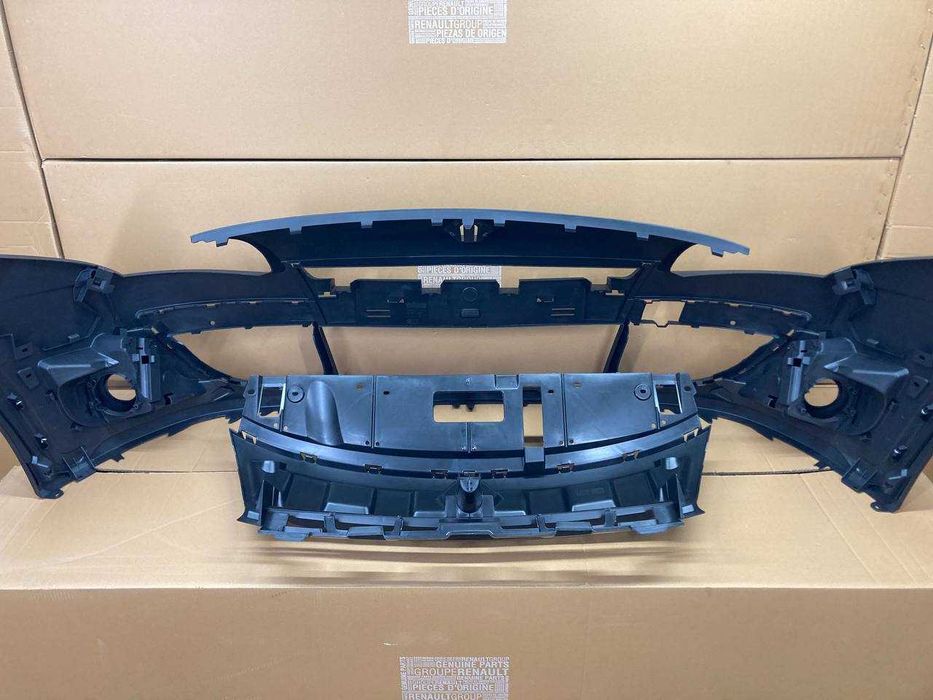 Бампер передній Renault Scenic 3 (Рено Сценік 3) 2009-2011