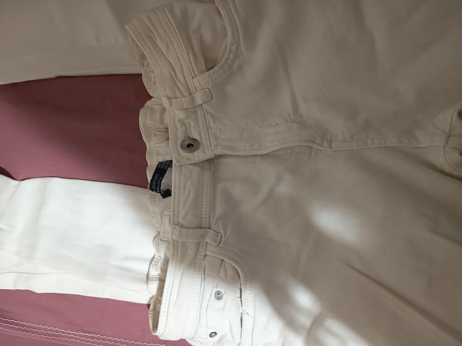 Skinny jeans brancas Bershka