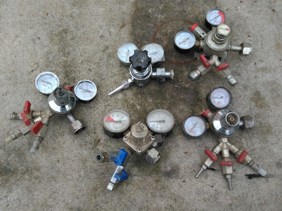 Редуктори для  зварювального.  та пивного обладнання