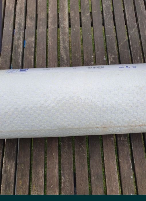 Biała  tapeta do  malowania