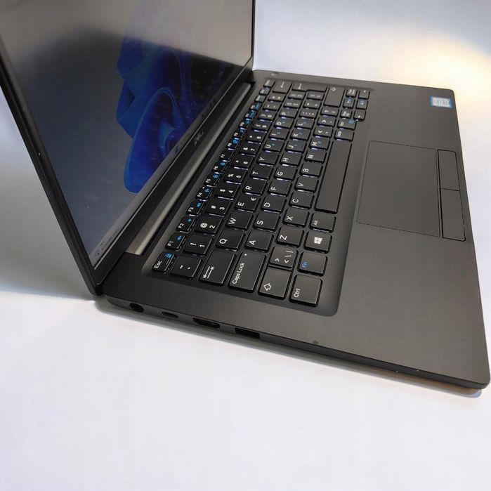 ELEGANCKI ULTRABOOK Dell Latitude 13,3 i5-8250U 8GB 128SSD Win11