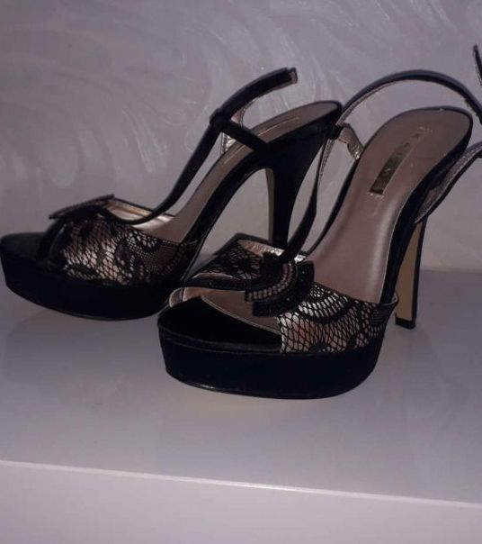 Продам туфли женские