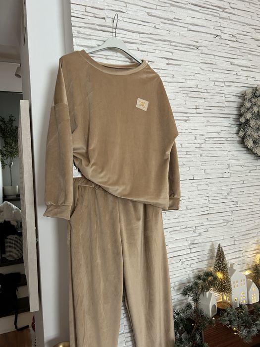 Wiosenny komplet dresowy z naszywką luxury S M L XL damsk dres damski