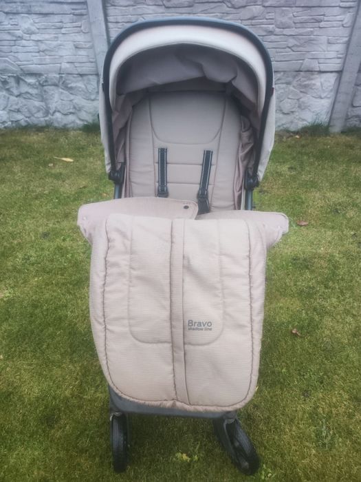 Прогулянкова коляска Carello Bravo