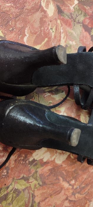 Туфлі для бальних танців