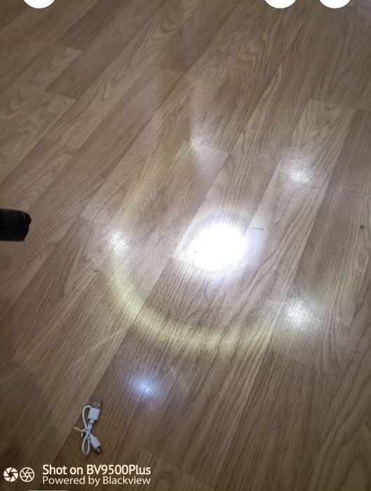 Ліхтар металевий акумуляторний