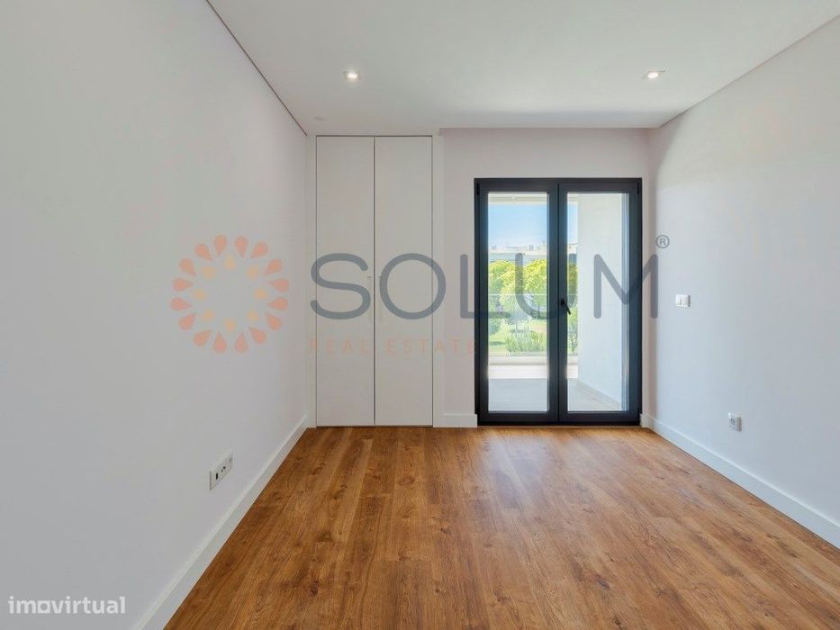 T3 com 3 suites - Montijo