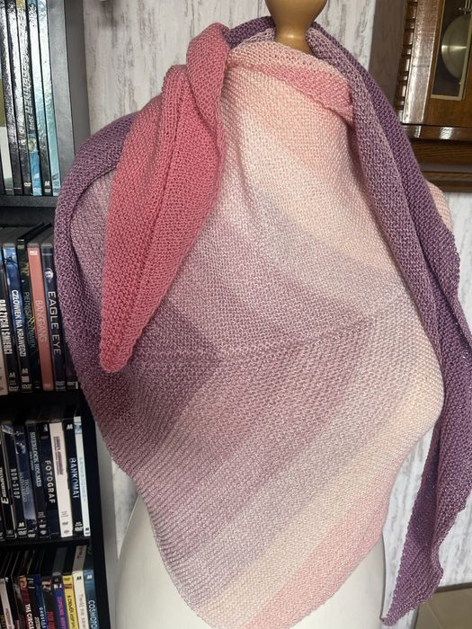 Chusta” Barbi”strzałka robiona na drutach