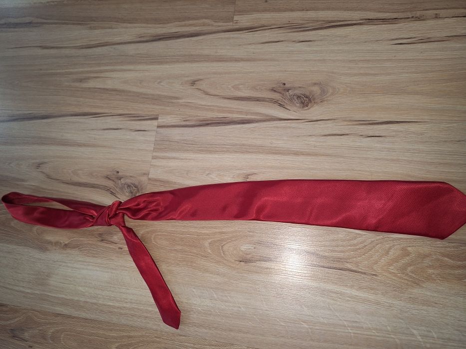 Krawat czerwony NOWY