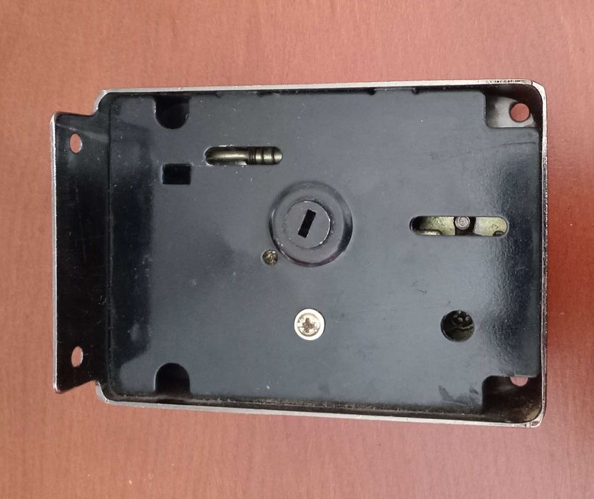 Замок Apex б.у. робочий