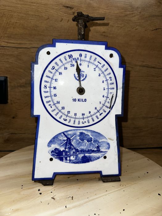 Stara waga  kuchenna antyk