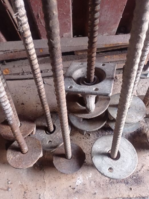 Шпильки Будівельні..