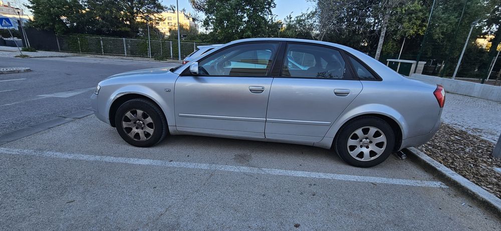 Audi A4 1.9 TDI 130 cv 2001