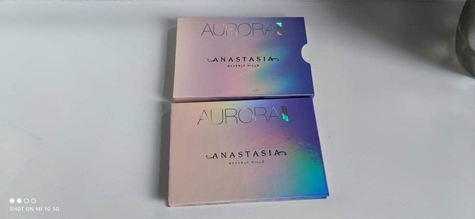 Paleta rozświetlaczy marki Anastasia Beverly Hills.