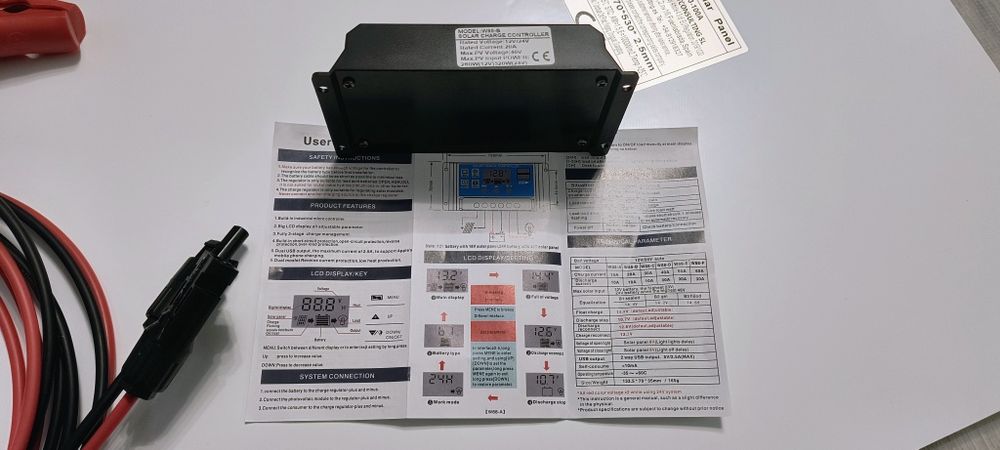 Zestaw paneli słonecznych, fotowoltaicznych 2x100w 2 sterowniki