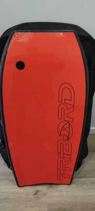 Vendo Bodyboard + Capa