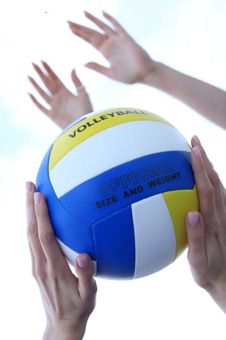 Волейбольний м'яч