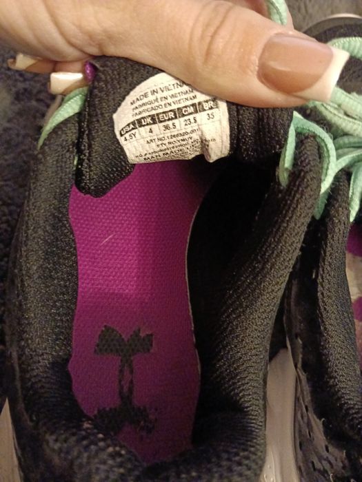 Adidasy under armour