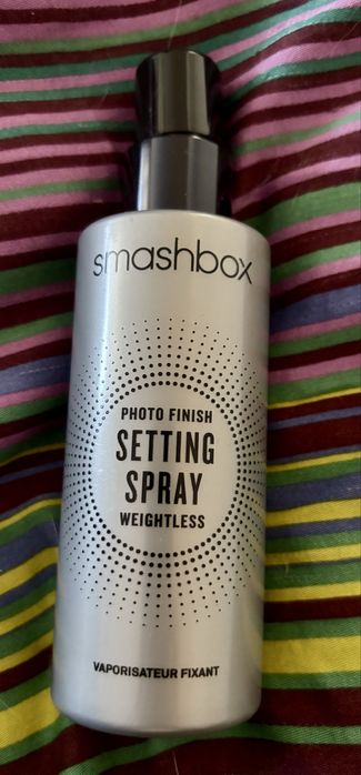 Spray utrwalajacy makijaz smashbox