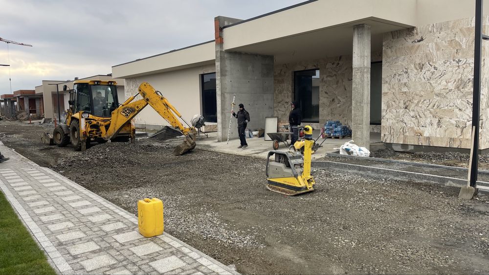 Послуги з благоустрою та садових робіт