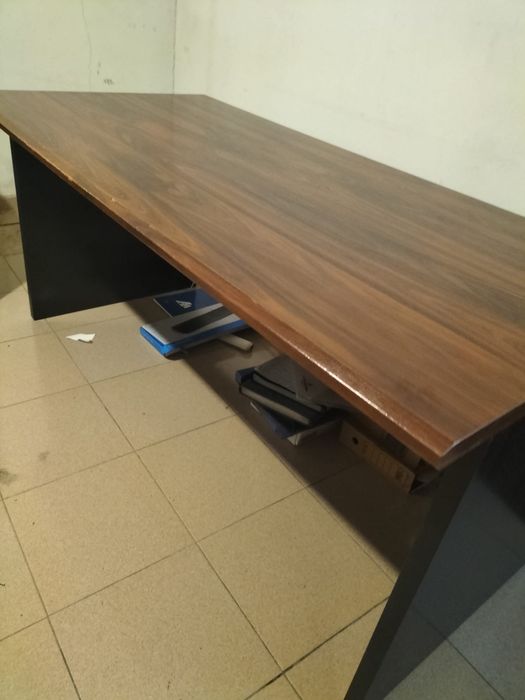 secretaria em L com bloco de gavetas