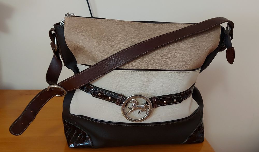 Vendo Mala Cavalinho