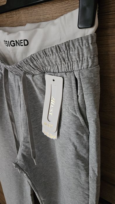 Spodnie dresowe nowe