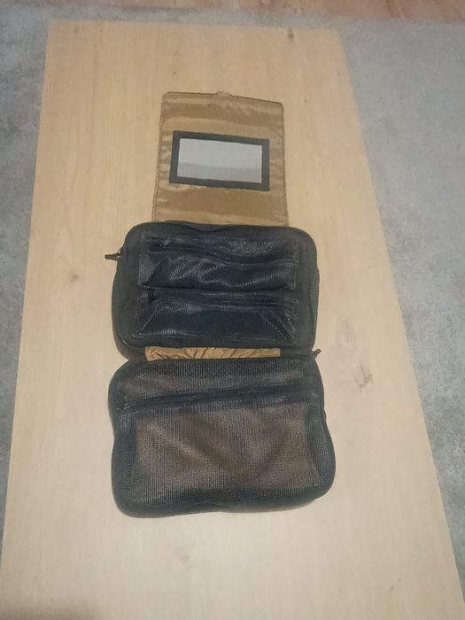 Kosmetyczka podróżna Forclaz Decathlon