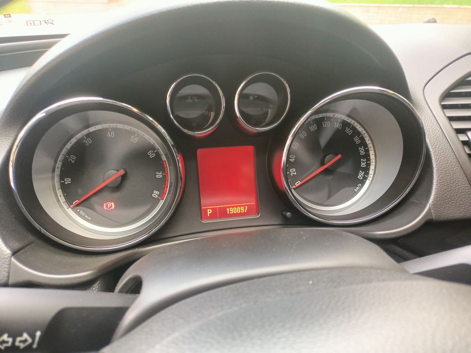 Opel Insignia A 2009