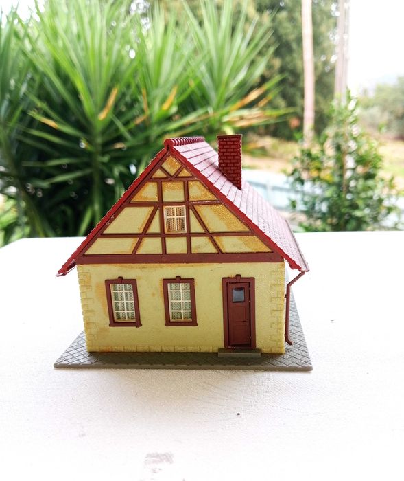 POLA H0 1040, Casa rural com figuras