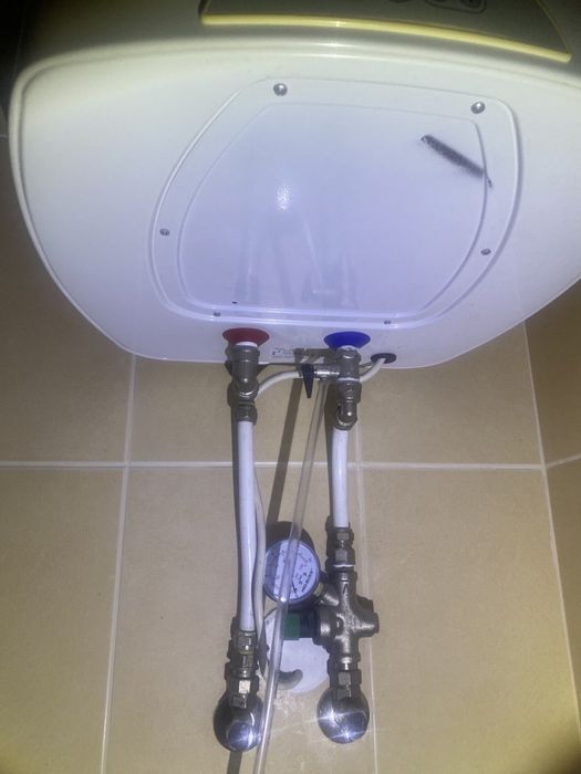 Бойлер Garenje не працює термостат  50 л