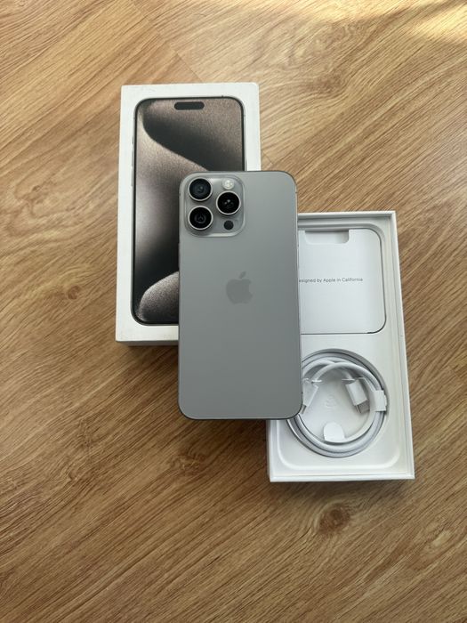 Iphone 15 Pro Max de 256gb com fatura ( Como Novo)