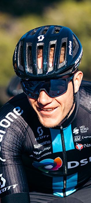 Capacetes de Ciclismo Scott Team DSM ..Giro  e Lazer Century  twistcap