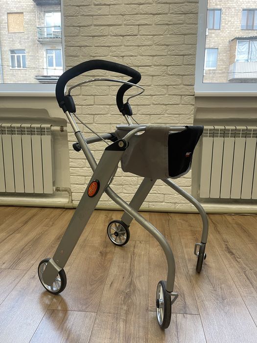 Ходунки ролатор из Германии