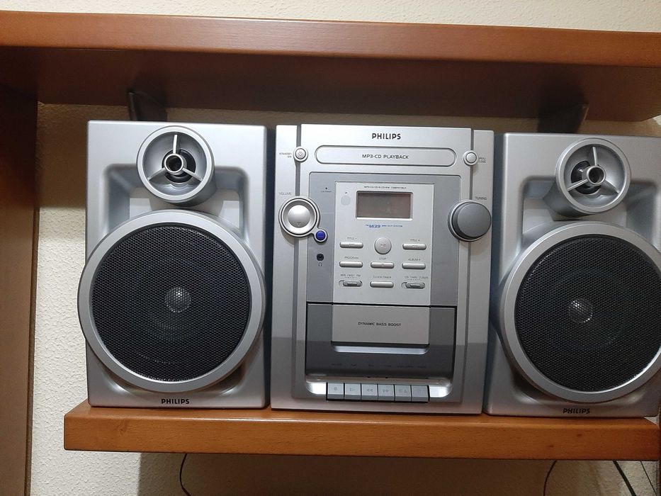 Aparelhagem cd´s , cassetes e rádio