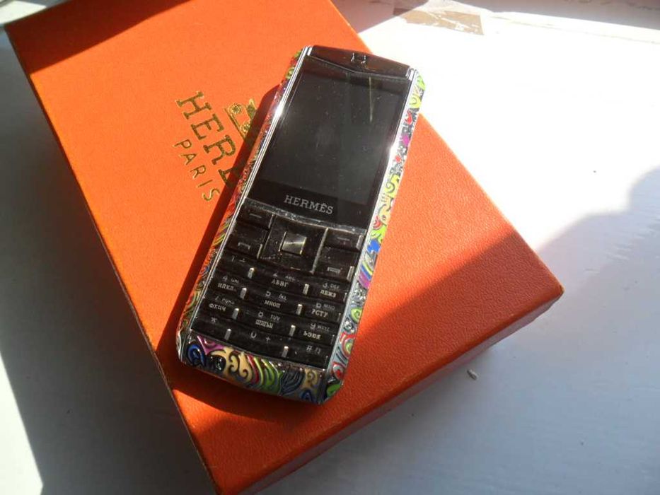 продам телефон кнопочный