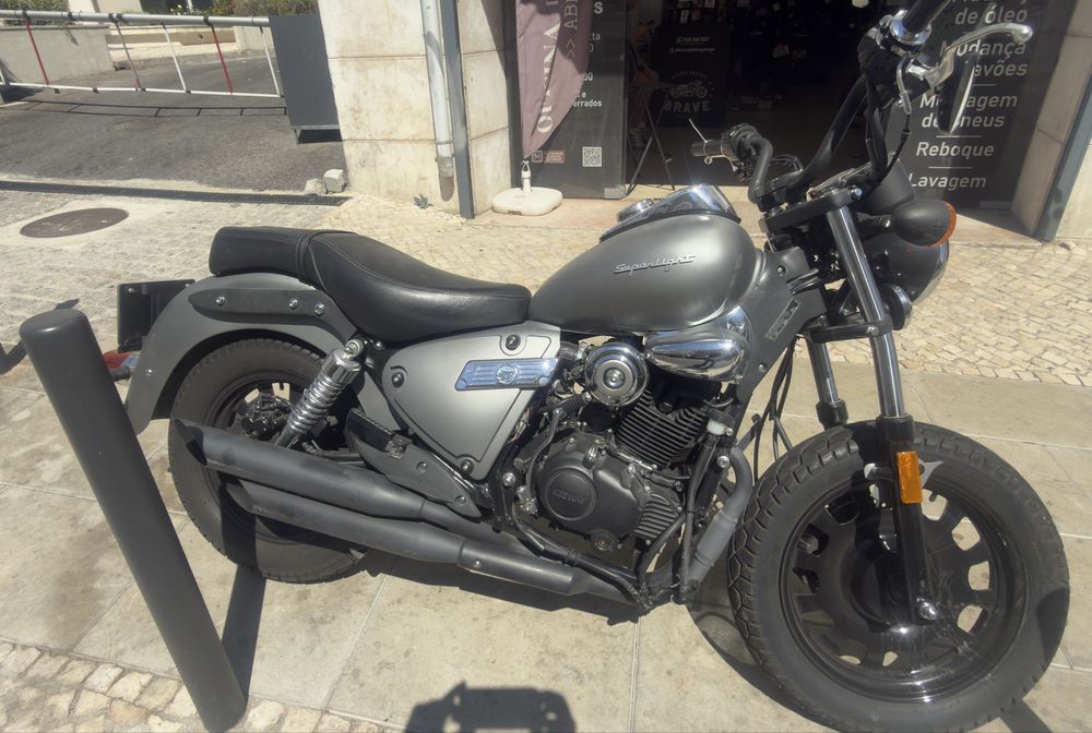Keeway Superlight 125