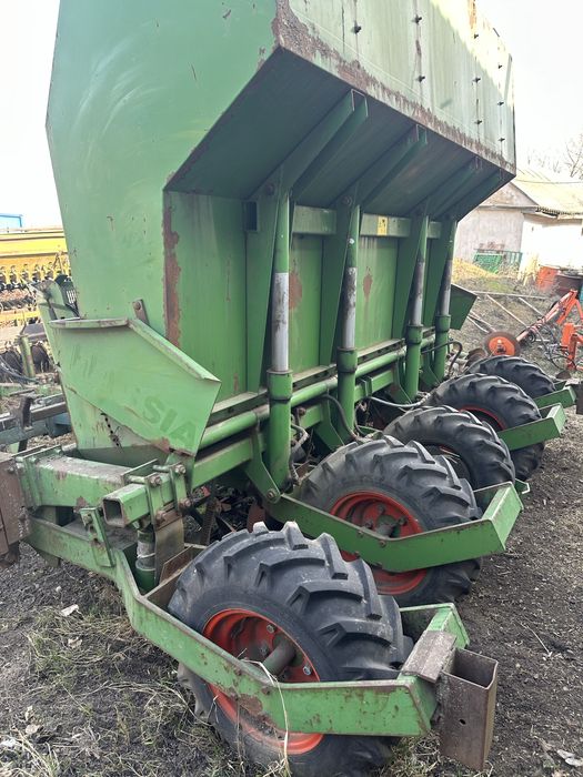 Картоплесажалка HASSIA 4 рядкова