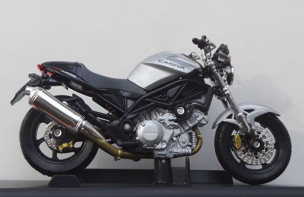 Модель мотоцикла Cagiva Raptor 1000 1:18