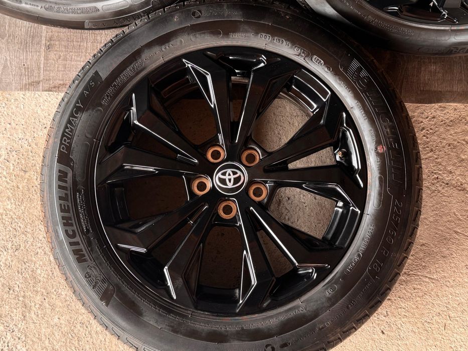 Поштучно диск R18 до Toyota RAV4 XA50
