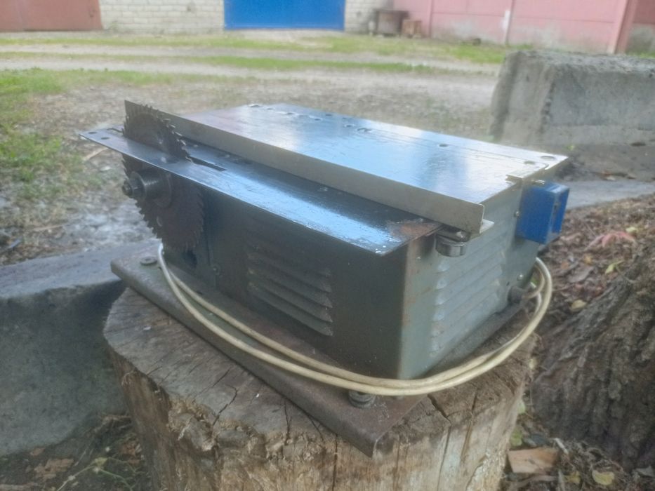 Деревообрабатывающие станки, убдн.