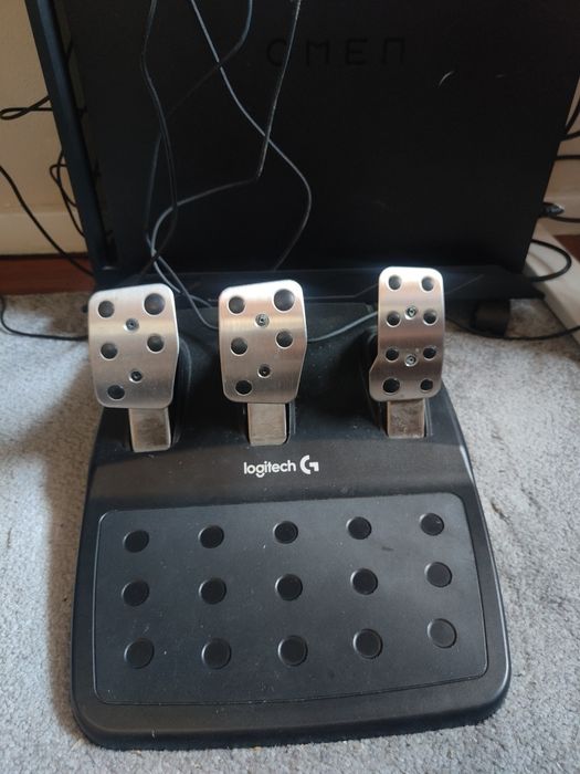 Volante Logitech G229
