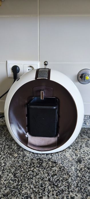 Máquina café Nescafé Doce Gusto - avariada