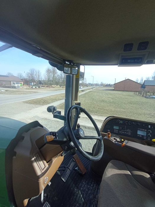 Ciągnik rolniczy John Deere 7930