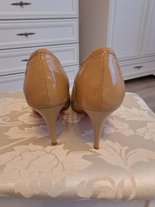 Czółenka damskie roz. 39 skóra